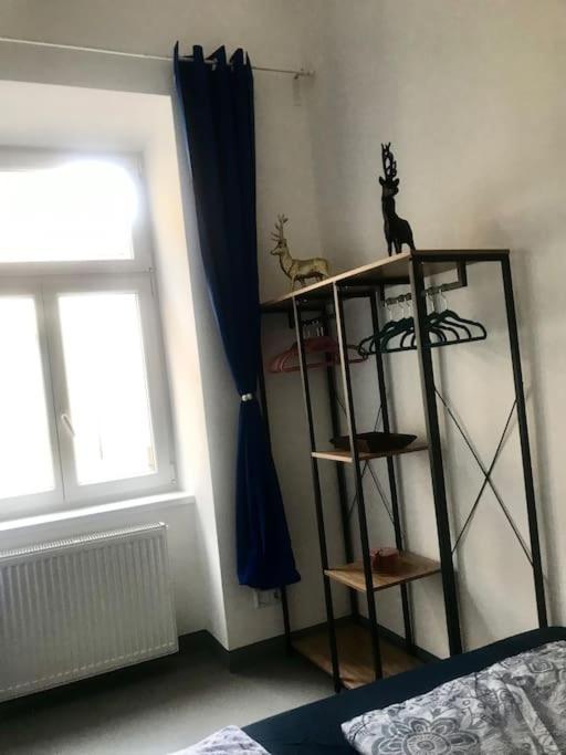 Klimatisierte Sehr Zentrale Wohnung-Loftstyle- Wina Bagian luar foto
